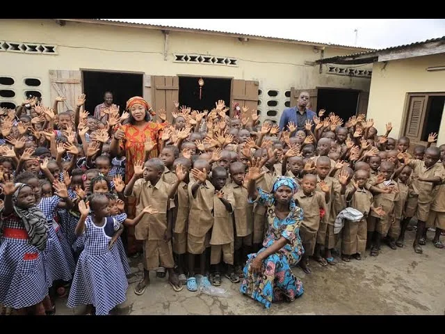 Les actions politiques et sociales de Aminata 24